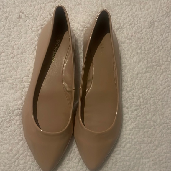 BCGeneration Nude Patent Leather Flats - Picture 4 of 5